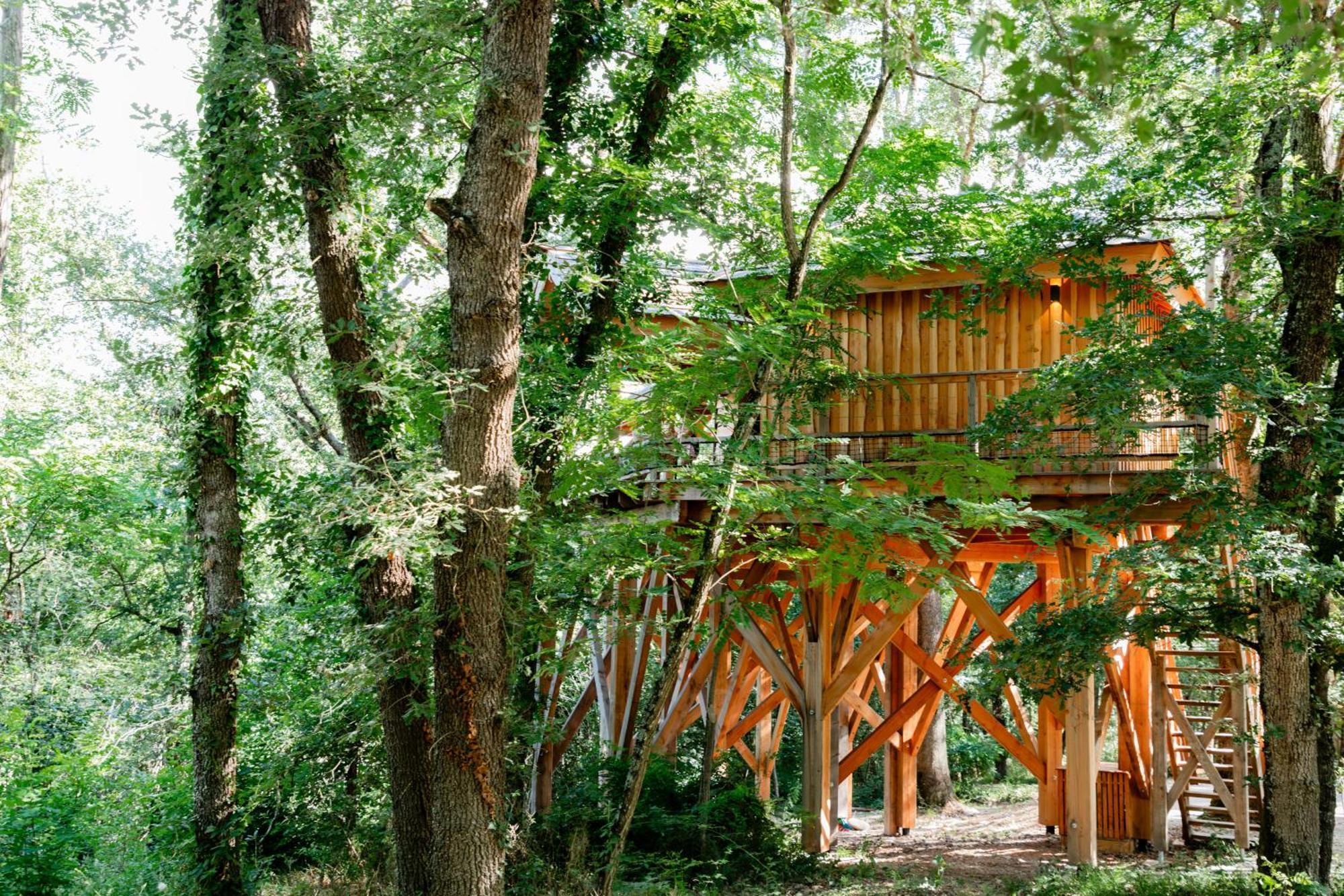 Dolce Et Cabane Berat Extérieur photo