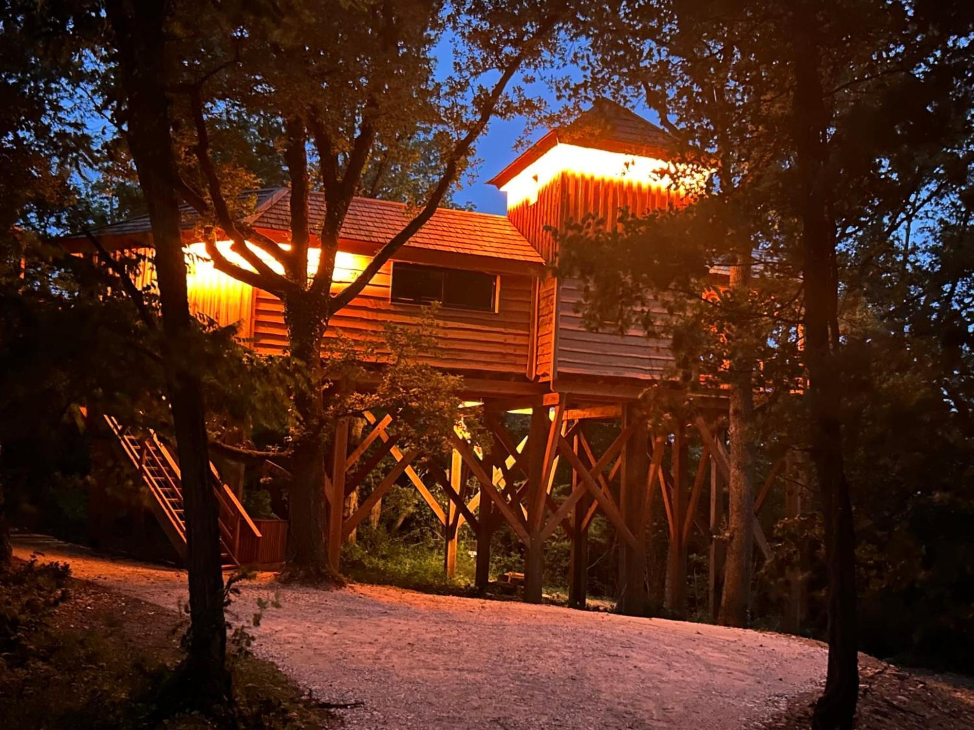 Dolce Et Cabane Berat Extérieur photo